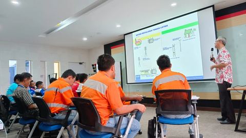 Pelatihan konstruksi 3